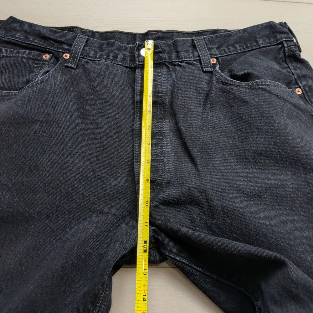 Levis no holes